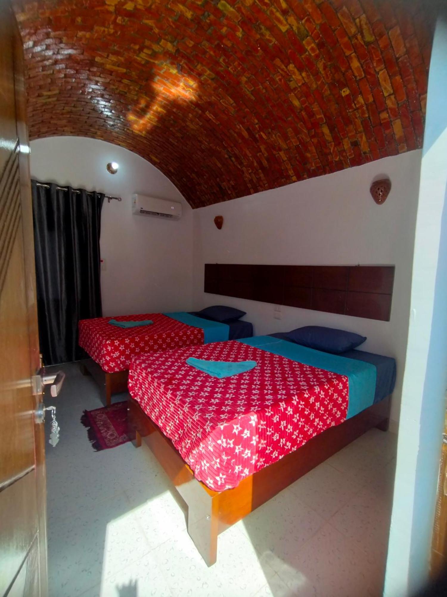 Jamaica Guest House อัสวาน ภายนอก รูปภาพ